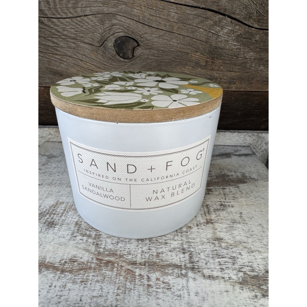 Sand + Fog Vanilla Sandalwood 12oz Candle Natural Wax Blend NEW